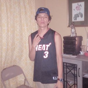 Meet your Posher, Cesar